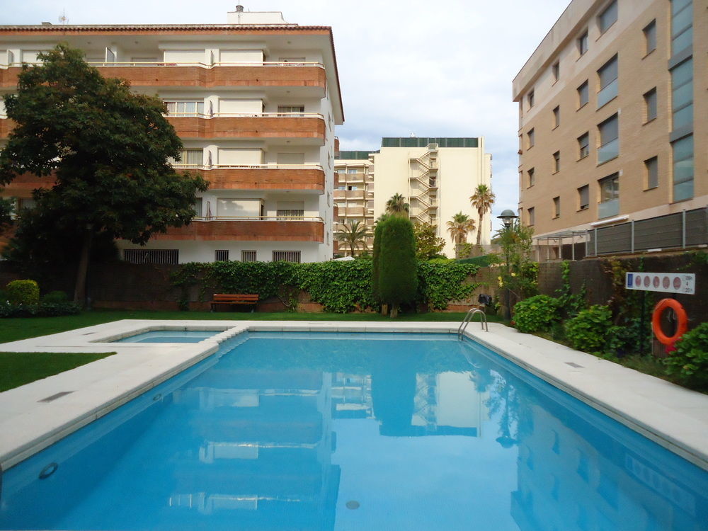 Apartamentos Antillas Fenals Lloret de Mar Exterior photo